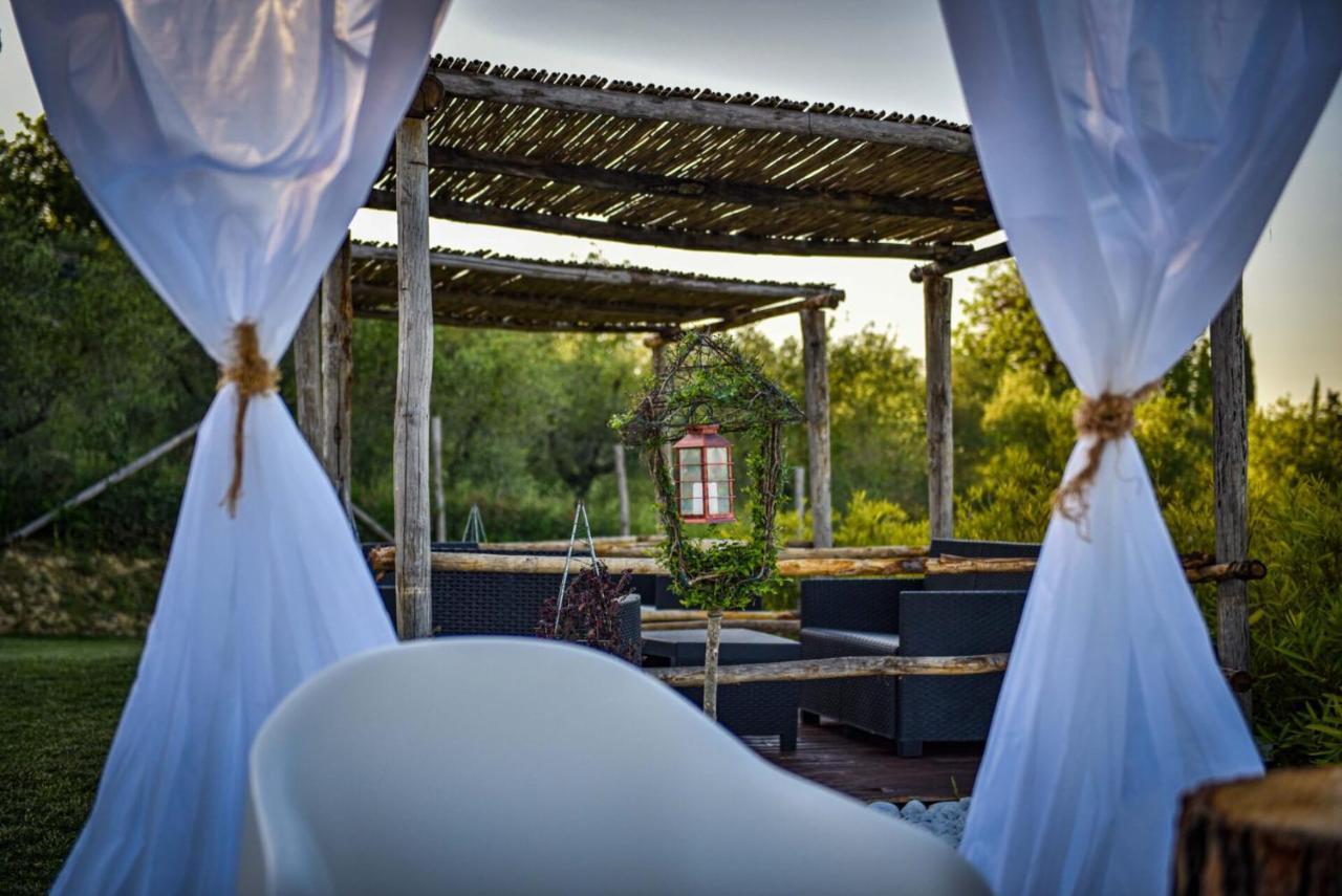 Bed and Breakfast Essenziale Castell'Anselmo Екстер'єр фото