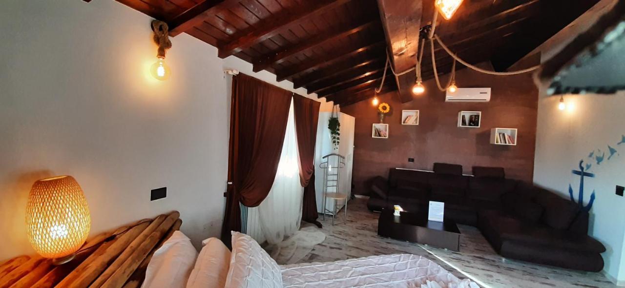 Bed and Breakfast Essenziale Castell'Anselmo Екстер'єр фото