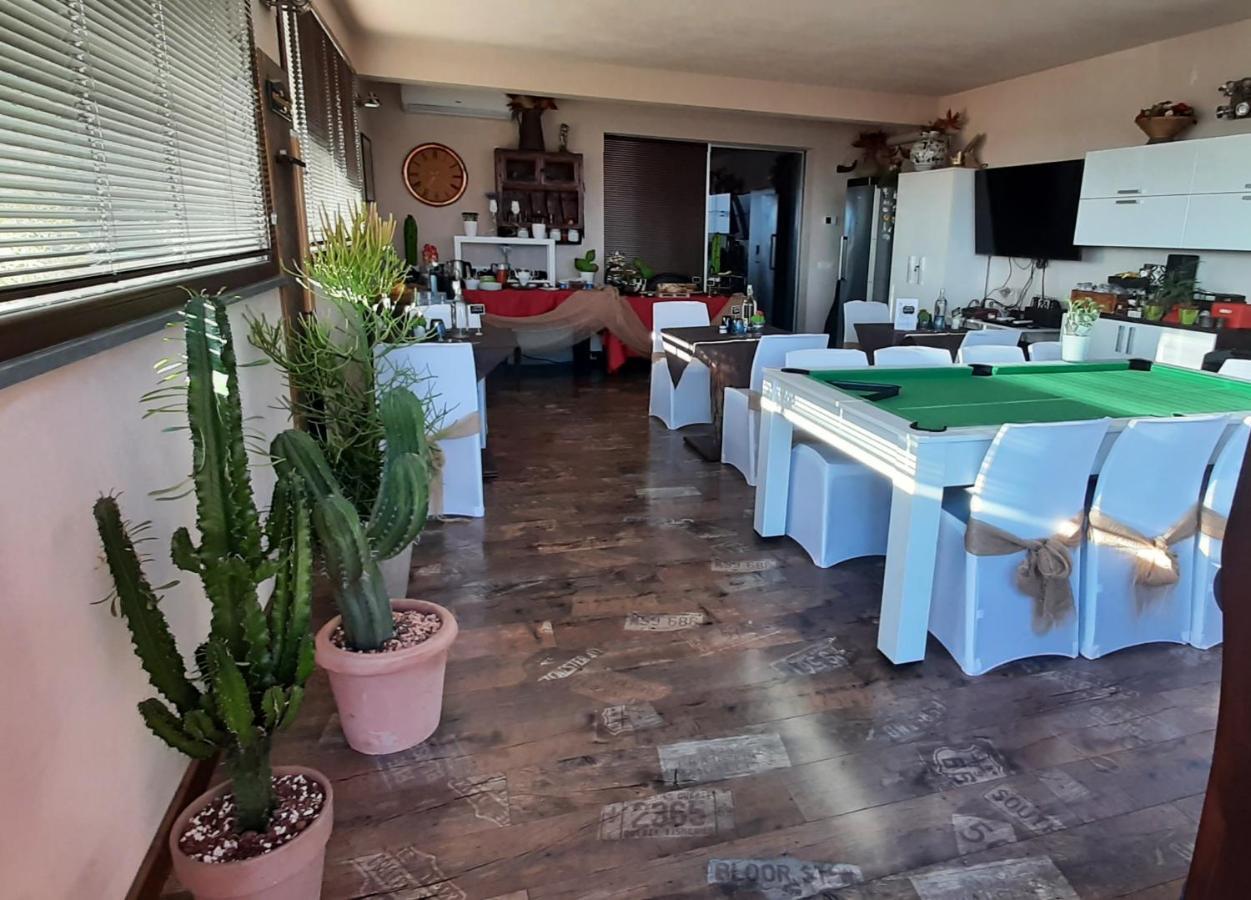 Bed and Breakfast Essenziale Castell'Anselmo Екстер'єр фото